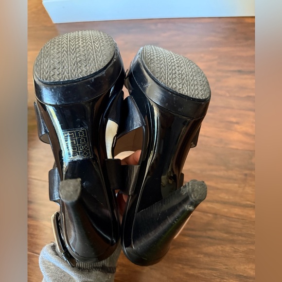 Michael Kors Carla Black Leather Platform Sandals-Size 8.5-Sexy, Black Tie - Picture 12 of 16